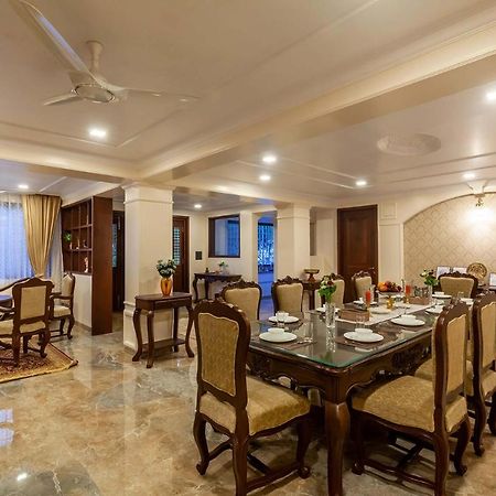 Stayvista'S Lake La Vie - Tranquil Lake-View Villa Amidst Farmland With Pool And Poolside Gazebo - Proximity To Sula Nashik Ngoại thất bức ảnh